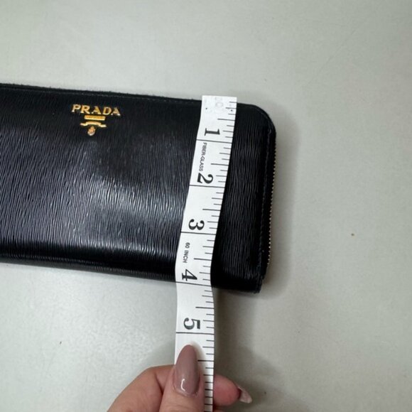 Authentic Prada Black Leather Continental Zip Wallet – Gold Hardware - Picture 5 of 11